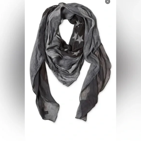 John Varvatos Stars and Stripes American Flag scarf.